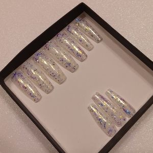 NOVA NAILS | "ALL THAT GLITTERS"